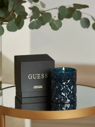 Diamond-Cut Peony Candle