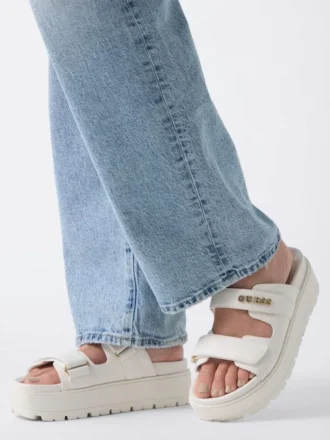 Fasten Genuine Leather Sandal