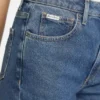 G06 Mom Jeans
