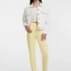 G06 Mom Jeans