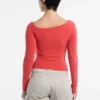 Guess Originals Off-The-Shoulder Tee