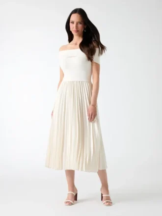 Makayla Off-The-Shoulder Dress