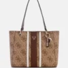 Noelle Shopper