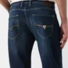 Straight Jeans